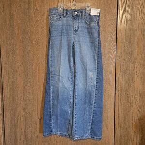 NWT. Girls Classic Blue Jeans From Children's Place